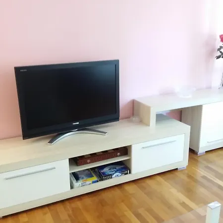 Washingtonova Apartment